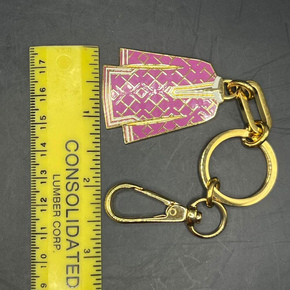 Tory Burch Keychain Womens Pink T Shirt Gold Chain Vintage Tunic Charm Key Fab - Picture 4 of 13